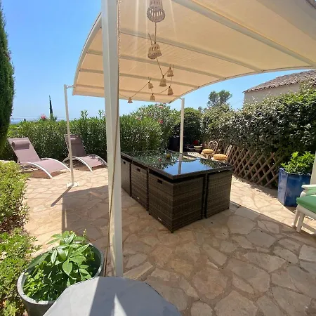 Maison Au Calme Dom wakacyjny Fréjus