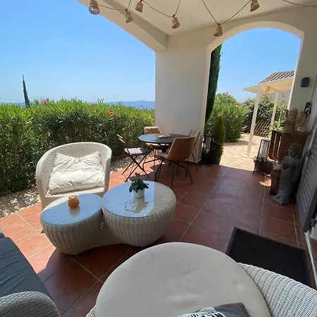 Nyaraló Maison Au Calme *